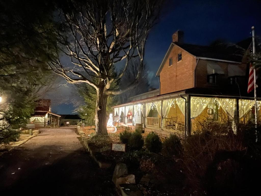 Watson Estate Bnb & Deer Creek Winery Uniontown Bagian luar foto