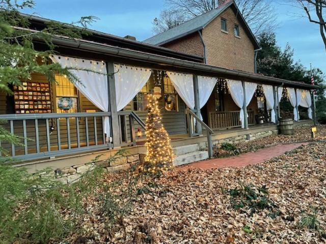 Watson Estate Bnb & Deer Creek Winery Uniontown Bagian luar foto